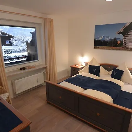 Ferienwohnung Karwendelspitzblick * Миттенвальд