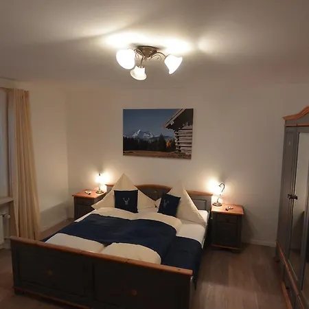 Ferienwohnung Karwendelspitzblick Миттенвальд