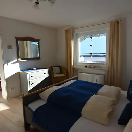 Апартаменты Ferienwohnung Karwendelspitzblick Миттенвальд