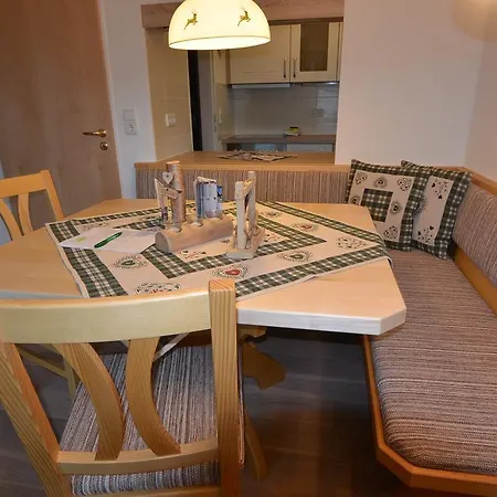 Ferienwohnung Karwendelspitzblick *