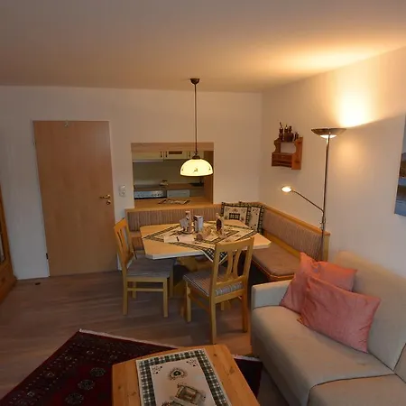 Апартаменты Ferienwohnung Karwendelspitzblick