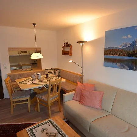 Ferienwohnung Karwendelspitzblick Апартаменты *