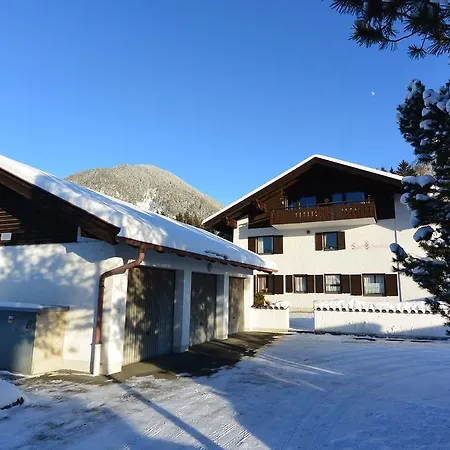 Ferienwohnung Karwendelspitzblick Апартаменты Миттенвальд